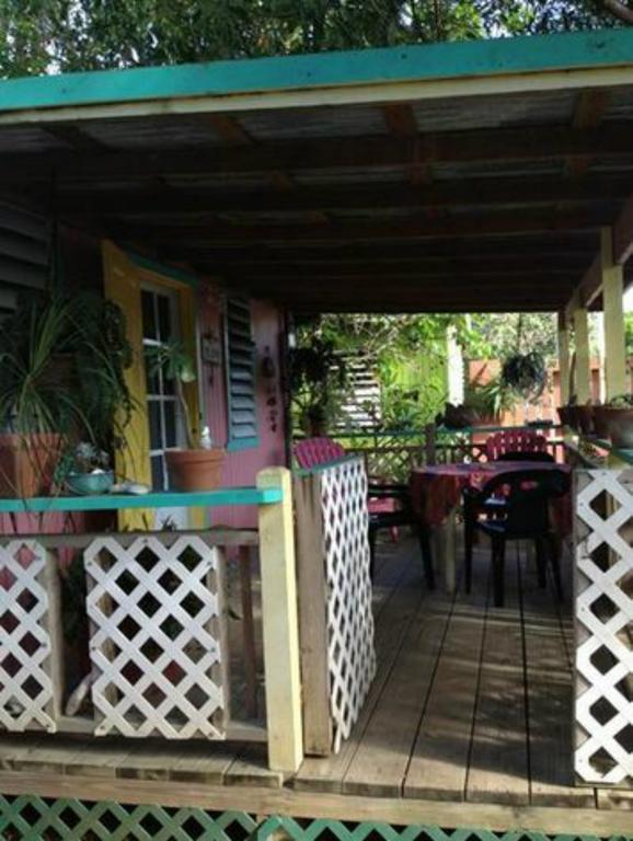 Naniqui Cottage - Only Adults -Parking Golf Car Only 쿨레브라 외부 사진